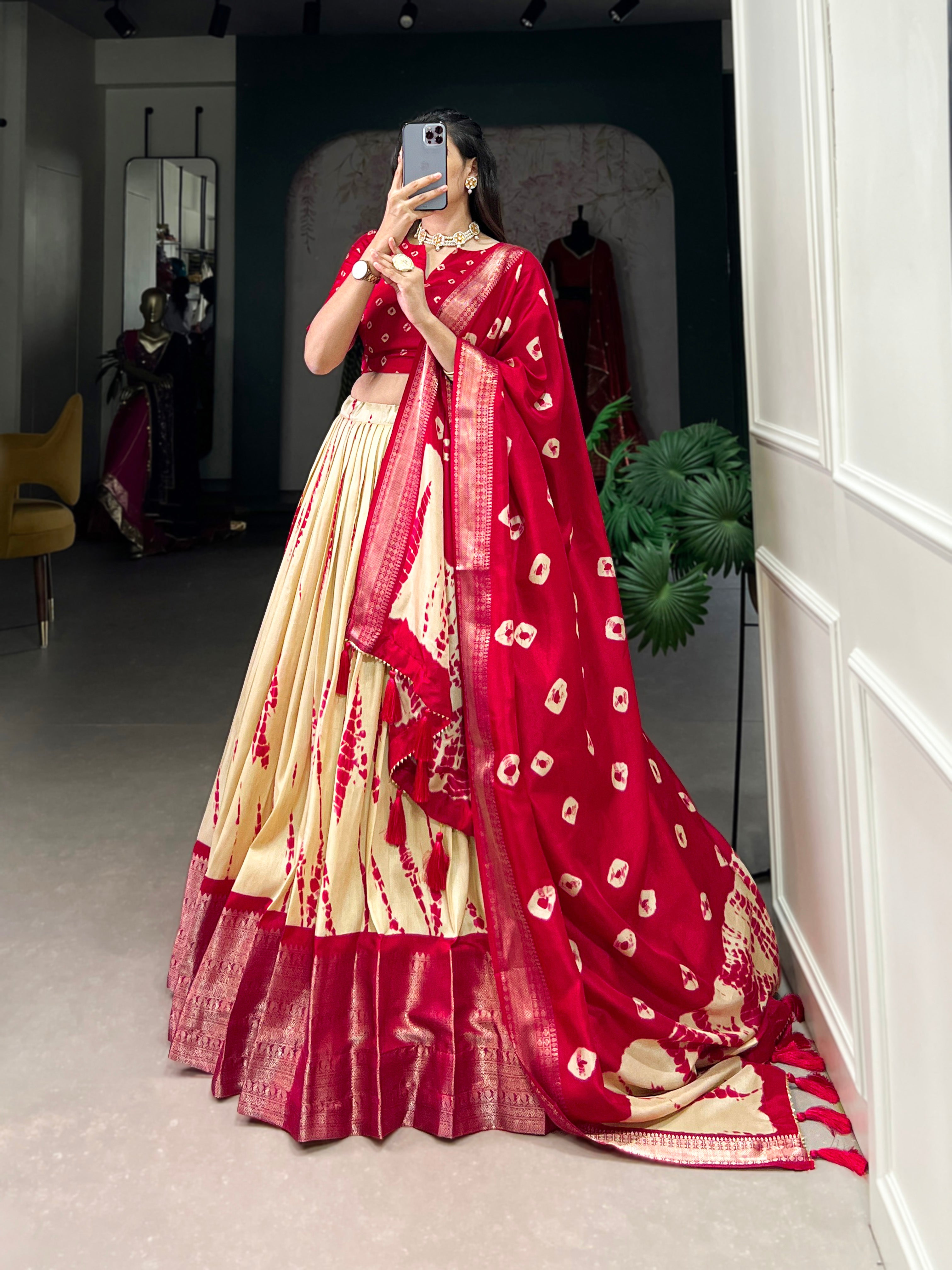 Heer Hues Lehenga