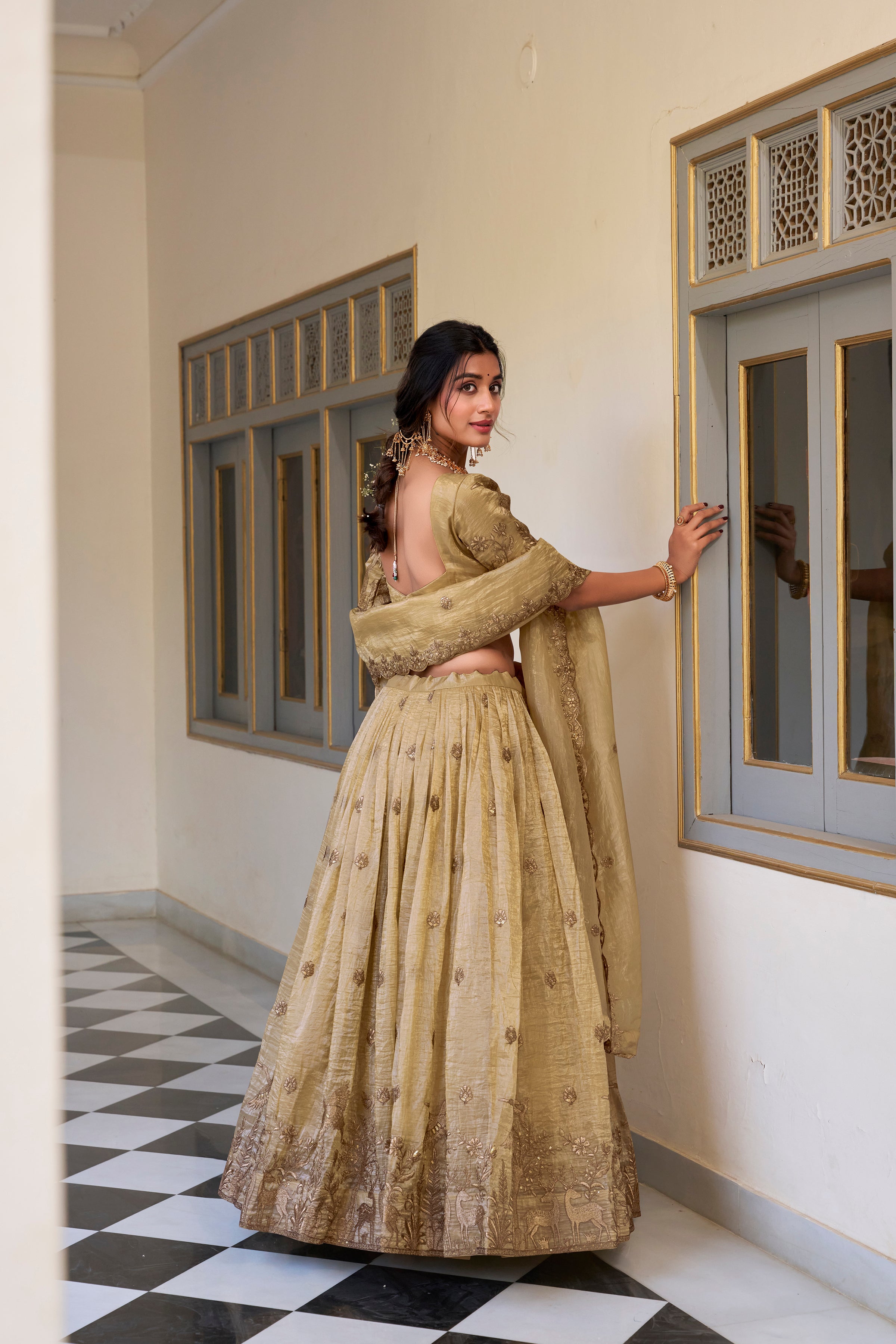 Heenal Wedding Lehenga Choli
