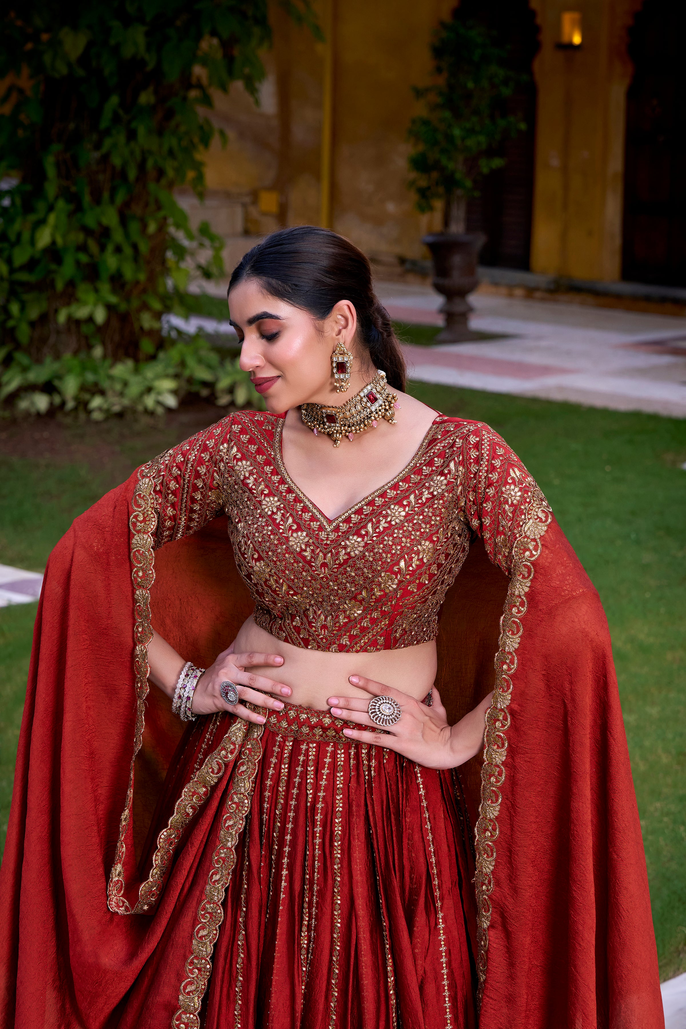 Nooriraah Lehenhga Choli