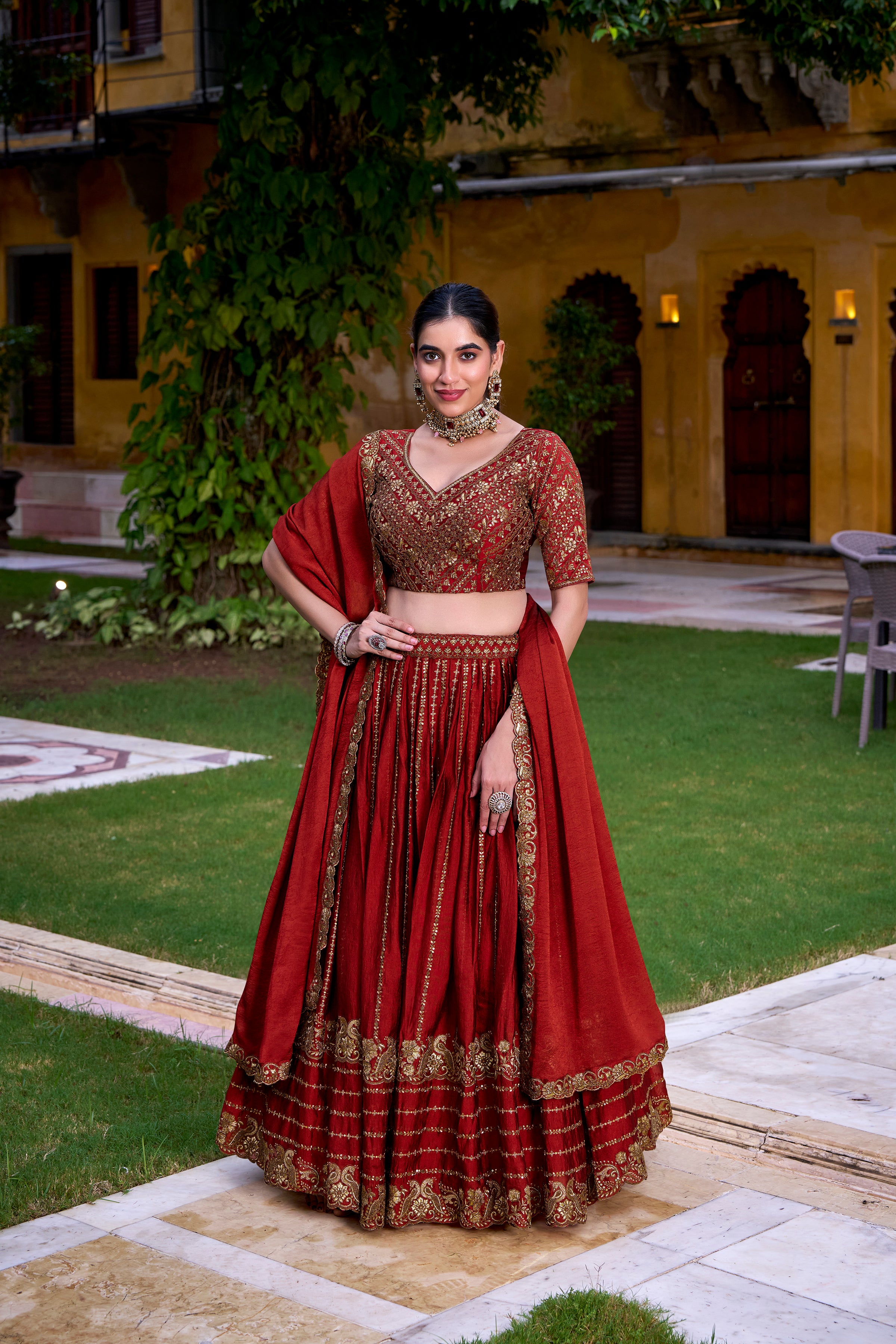Nooriraah Lehenhga Choli