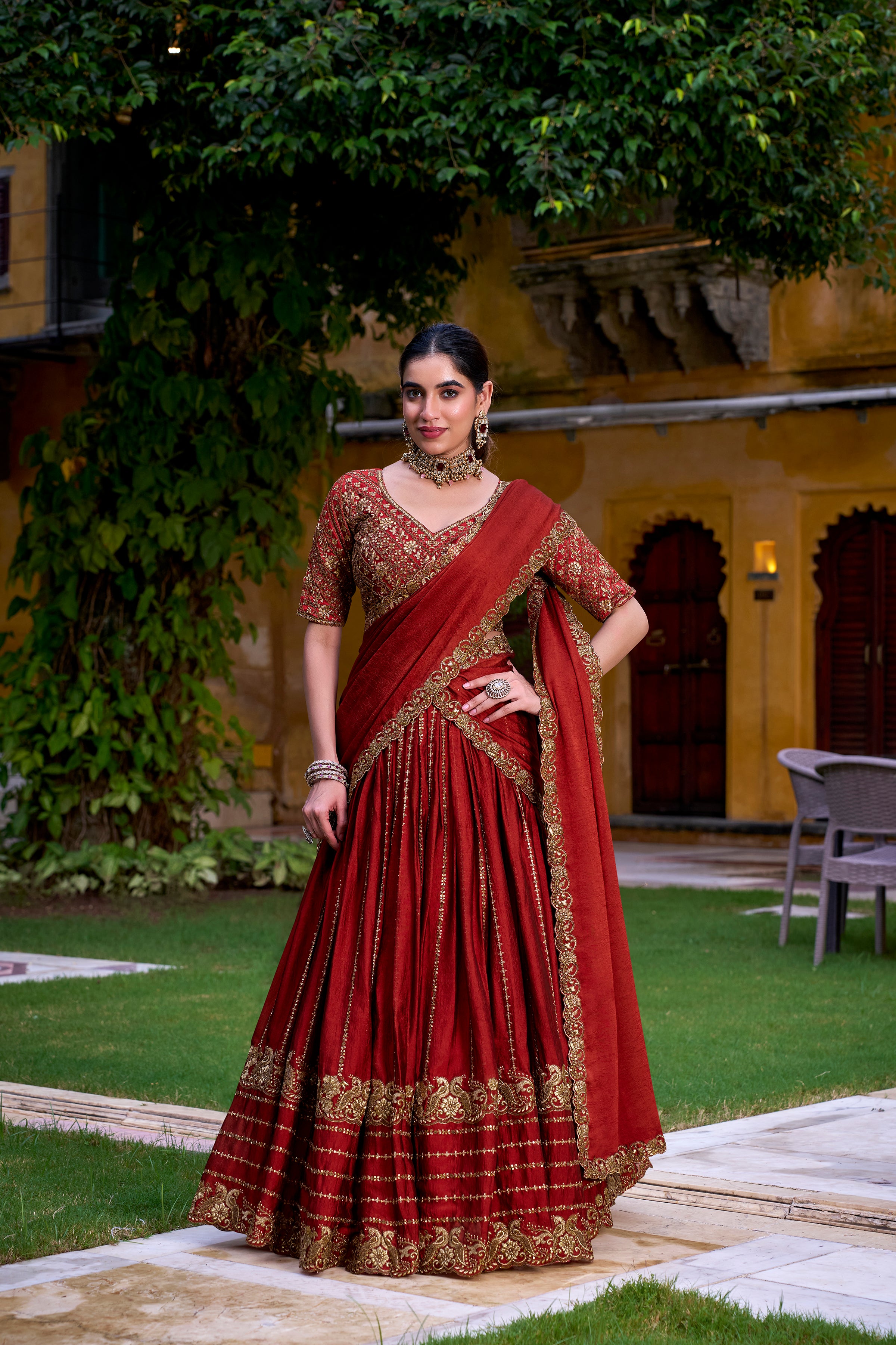 Nooriraah Lehenhga Choli