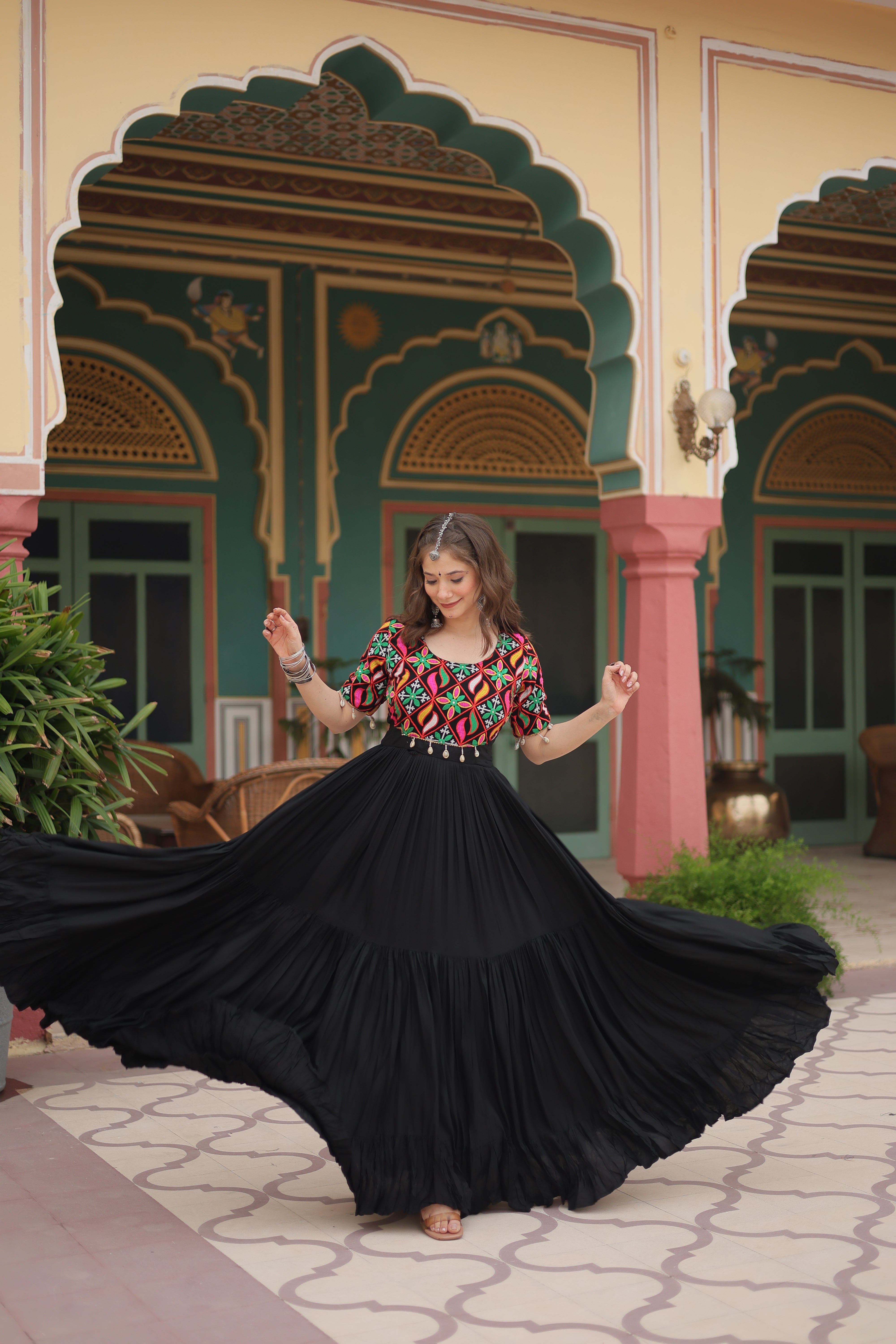 Utsara Black Gown Set