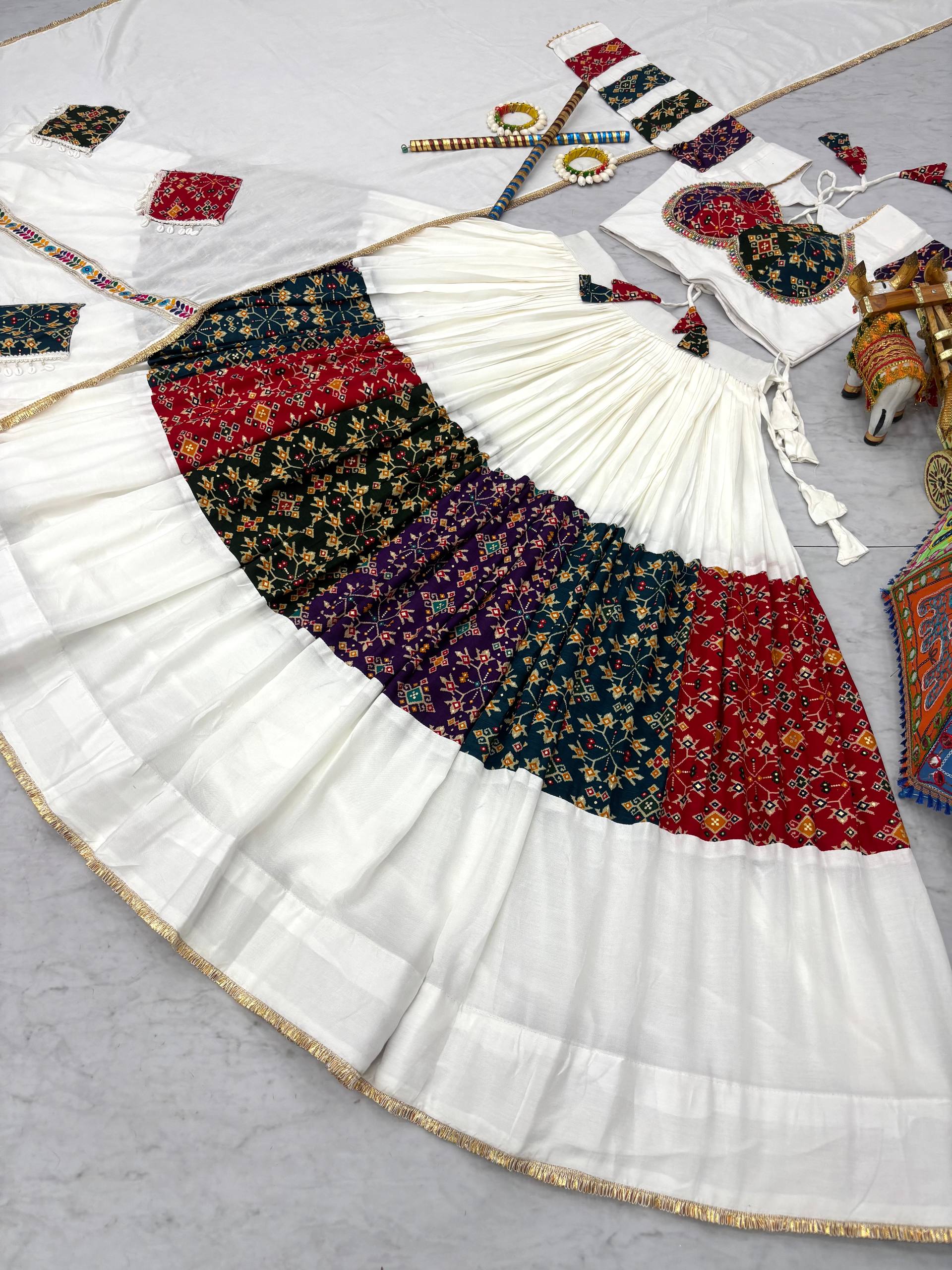 Kairavi Choli