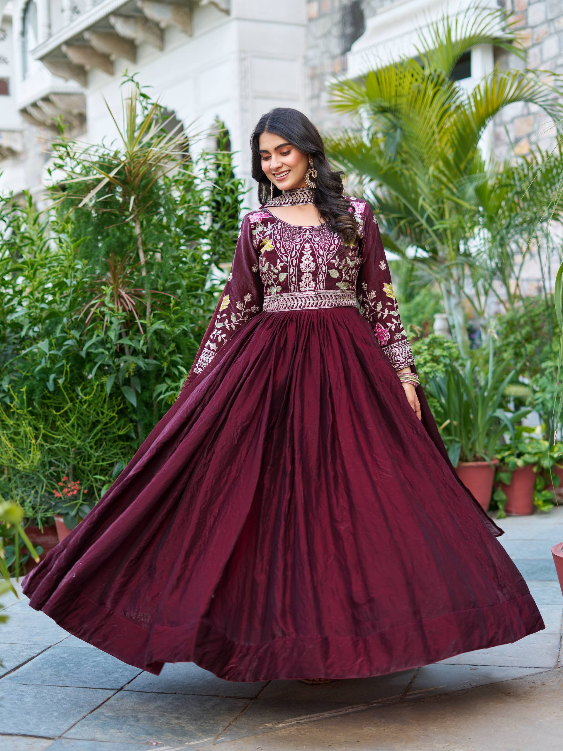 Zivara Gown Set