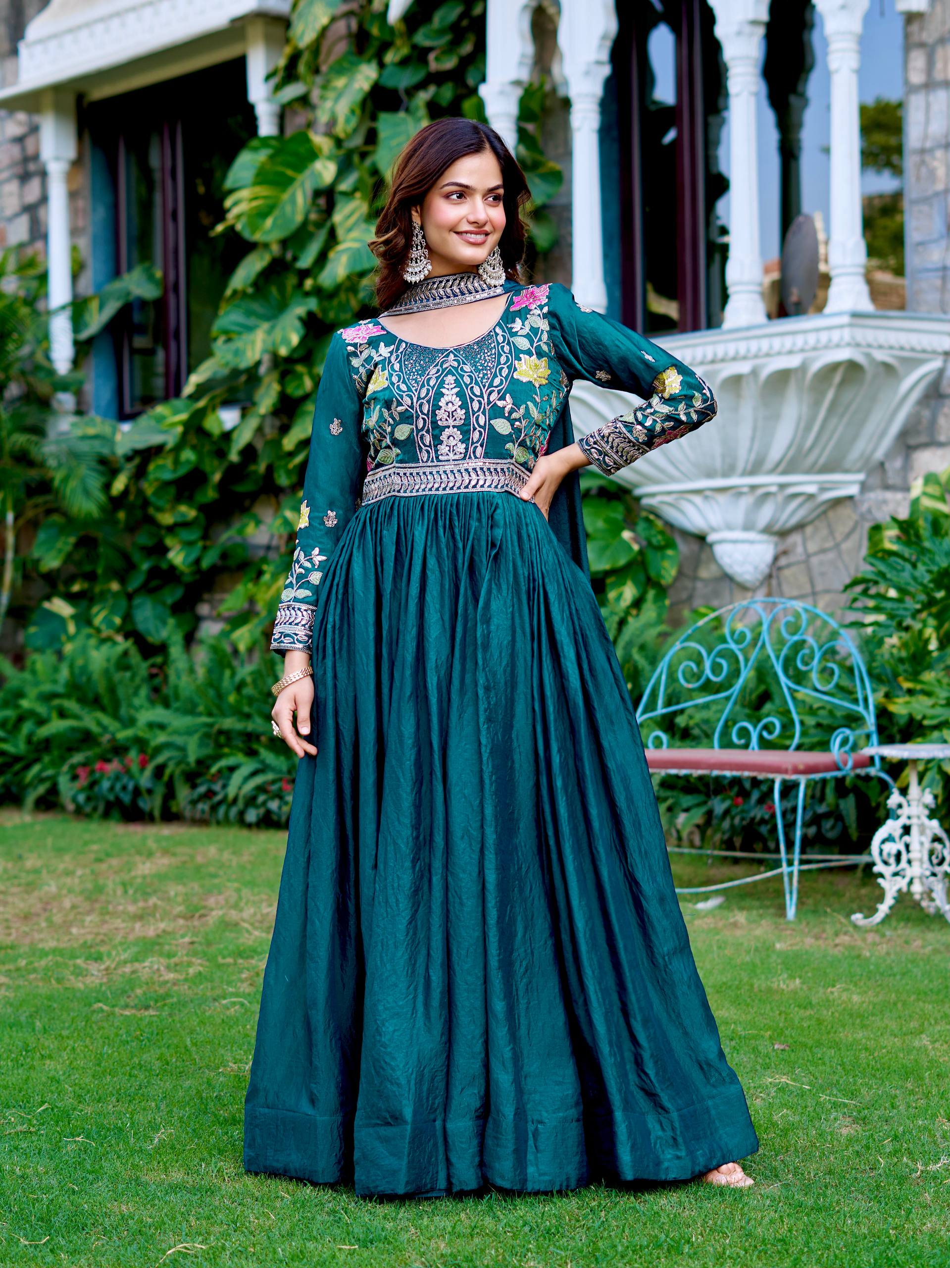 Zivara Gown Set