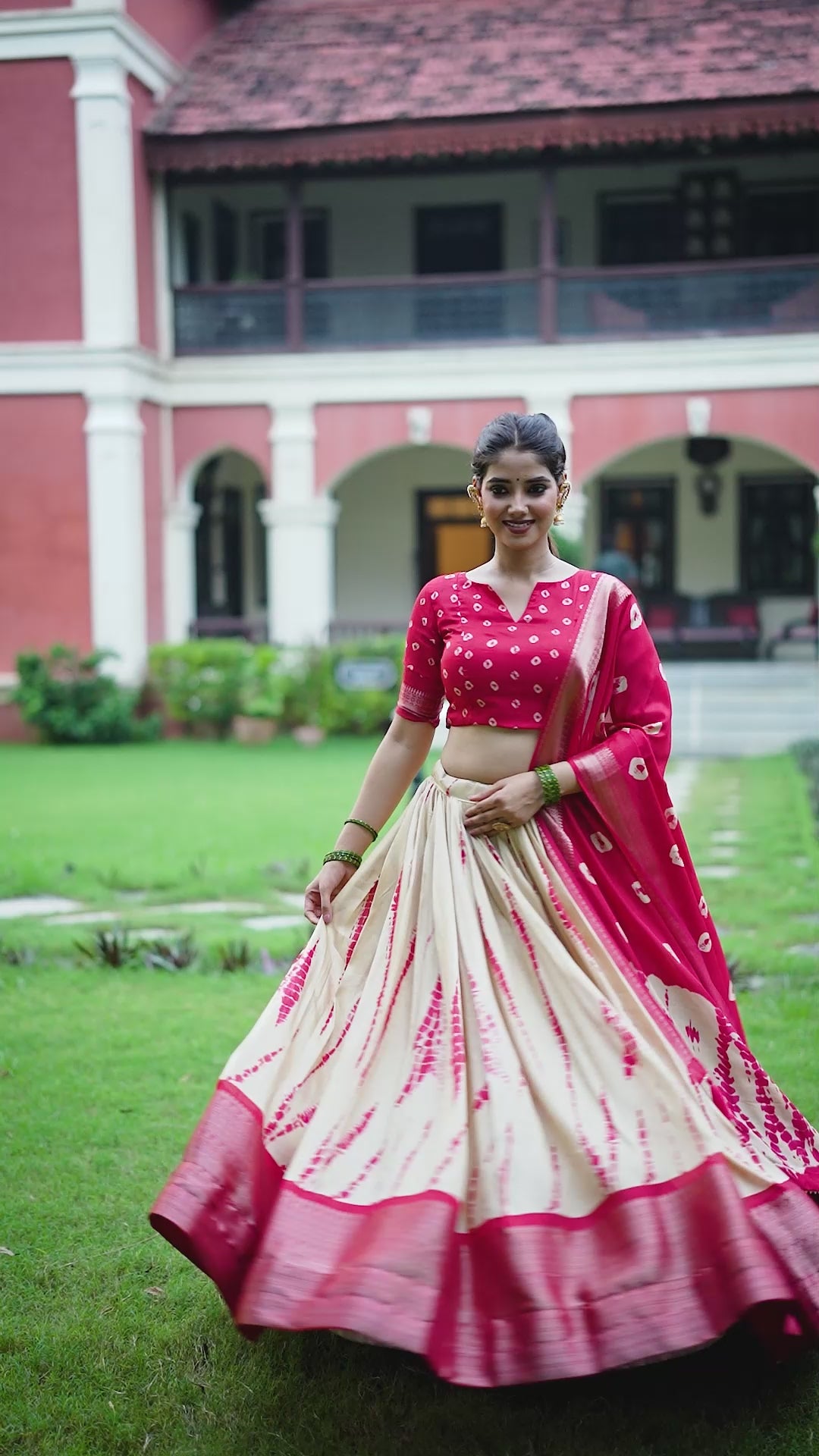 Heer Hues Lehenga